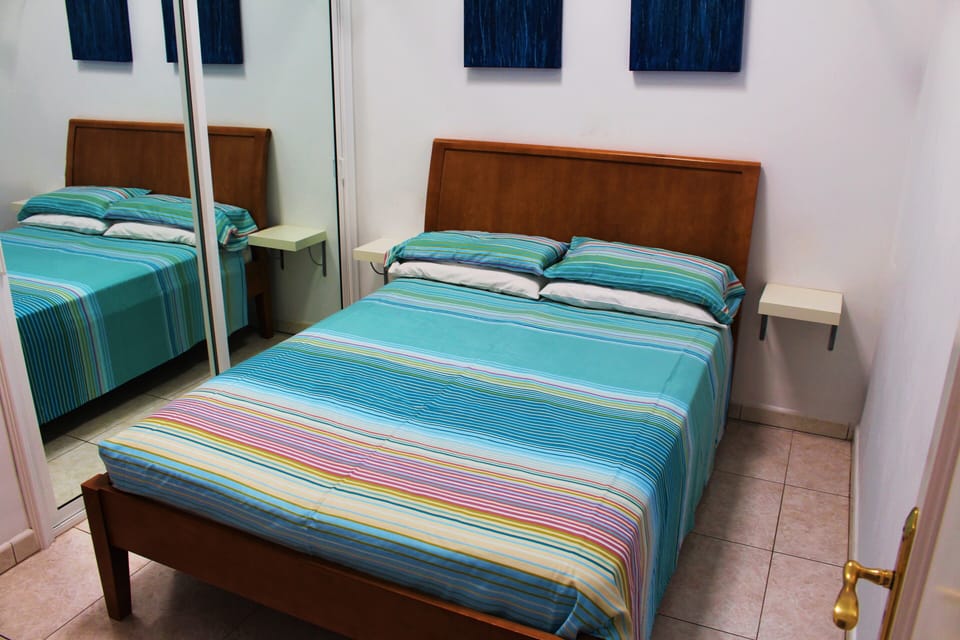 2nd double bedroom - has its own bathroom opposite