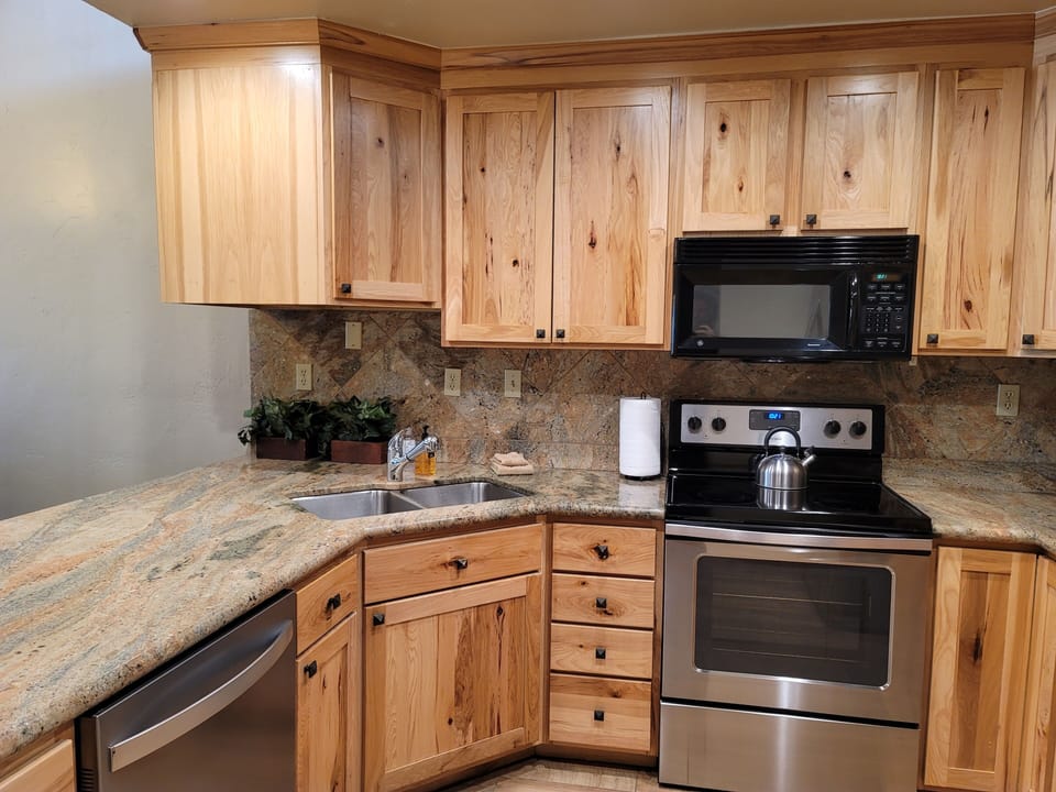 Fully stocked kitchen with all the utensils to cook in if desired