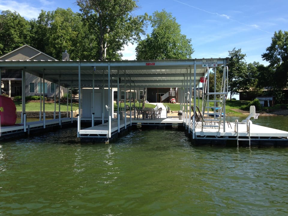 12' x 20' covered slip available for your boat if needed.