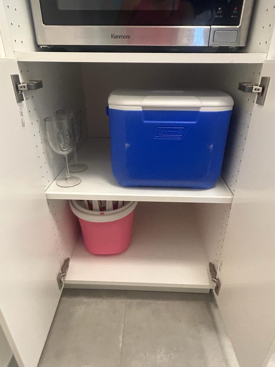 Mid-size cooler included