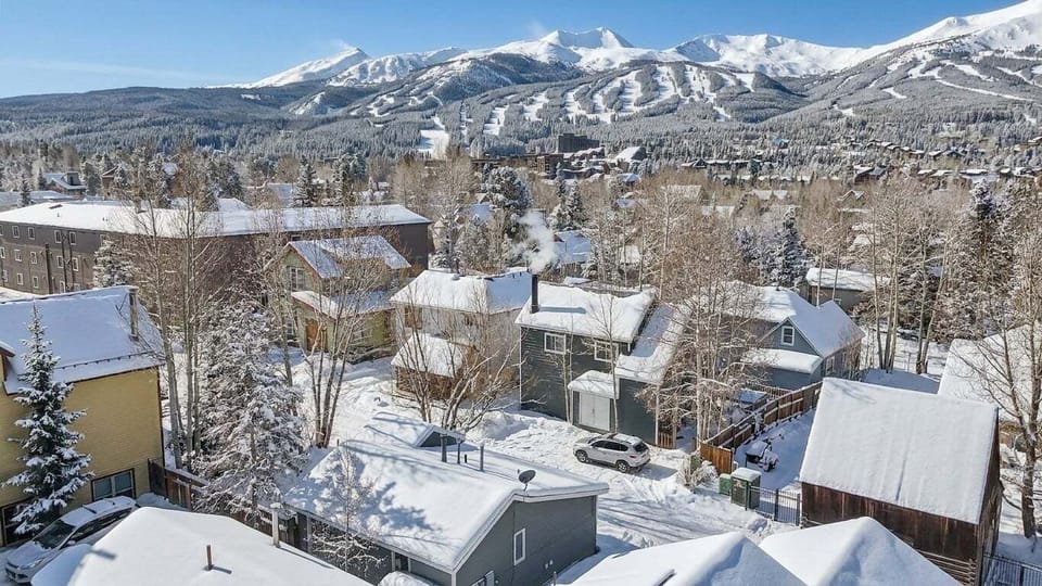 Breck Hub — Stay in the heart of Breckenridge, just minutes from Main Street, world-class skiing, dining, and year-round adventure.