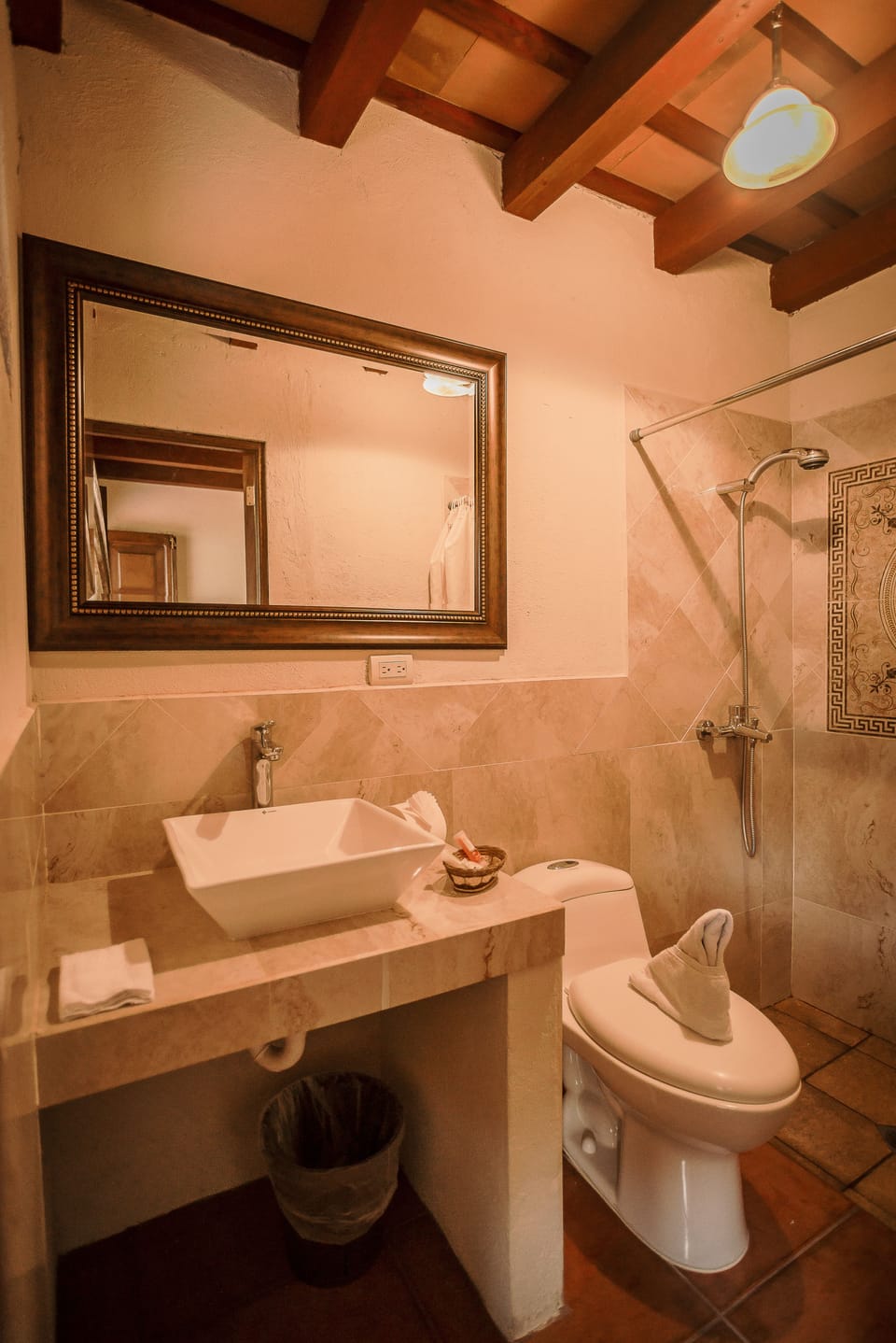 Single Room, 1 Double Bed | Bathroom | Shower, rainfall showerhead, hair dryer (on request), towels