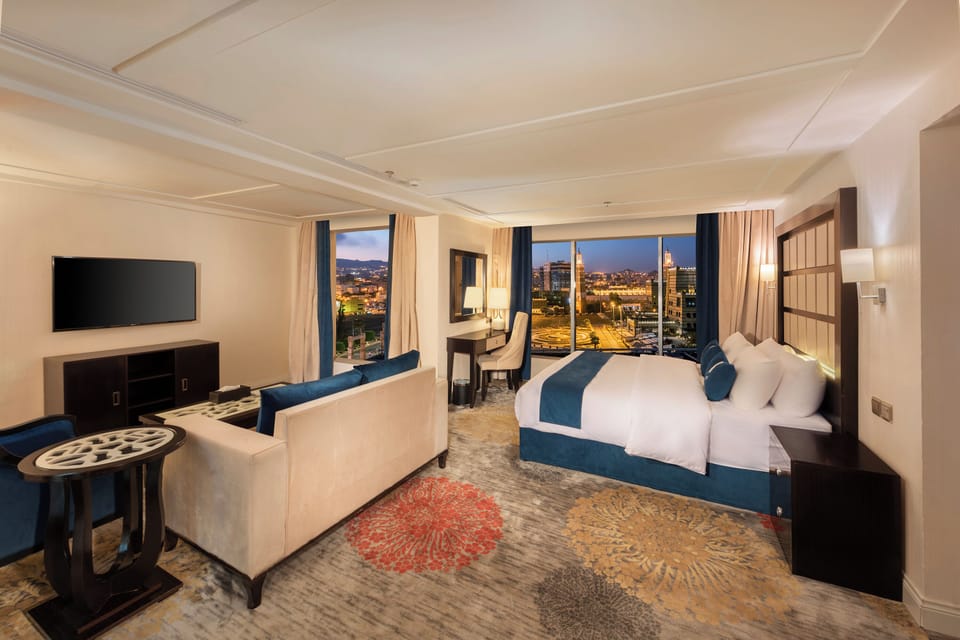 Free minibar, in-room safe, laptop workspace, soundproofing