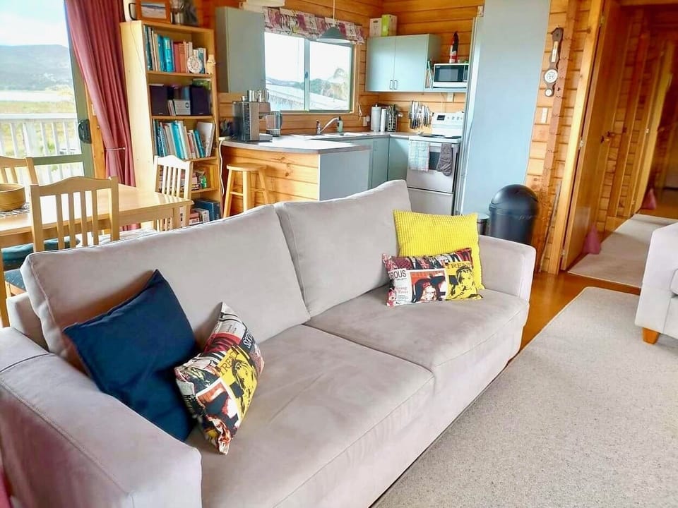 Enjoy open plan living with indoor /outdoor flow onto deck.
