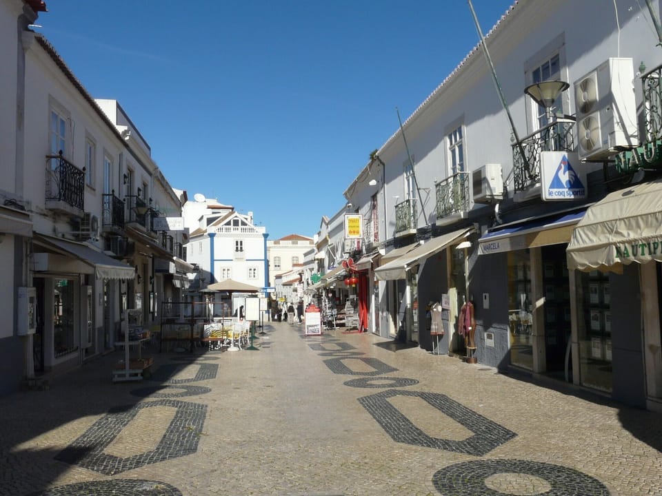 Lagos restaurants, bars, shops at the town