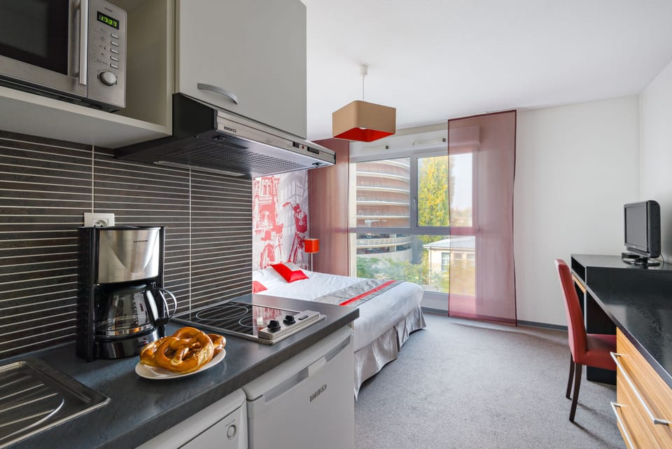 Private kitchenette
