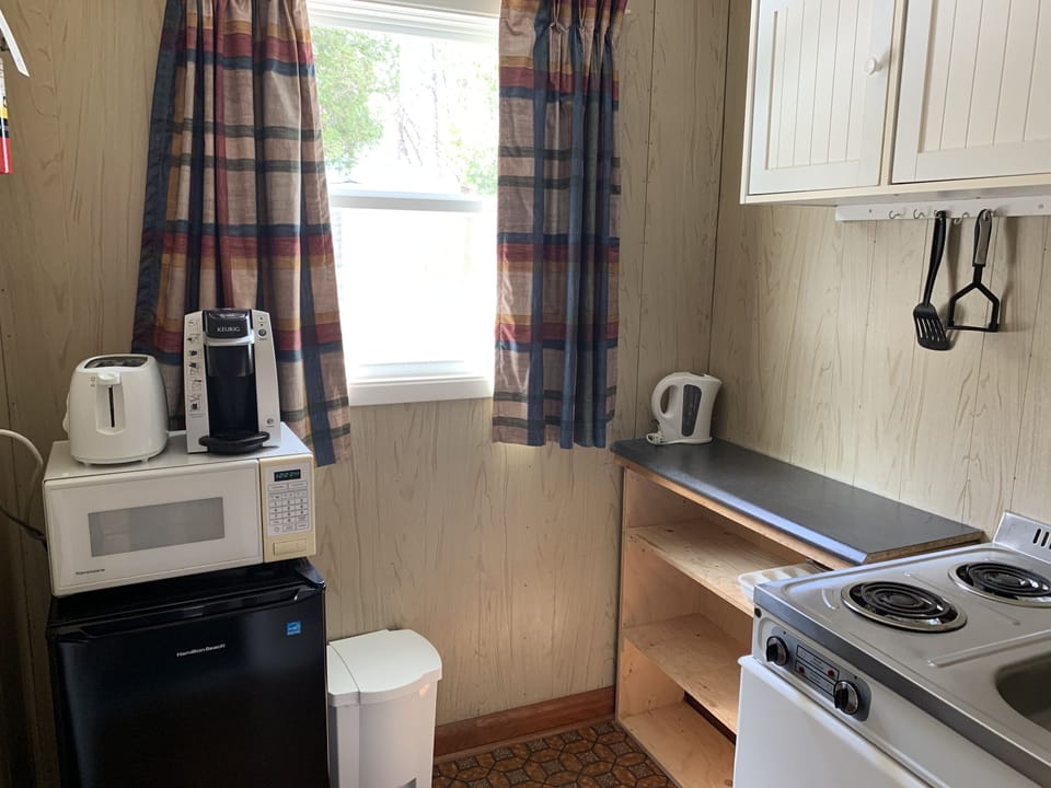 Standard Double Room, 2 Double Beds, Non Smoking, Kitchenette | Desk, blackout drapes, iron/ironing board, free WiFi
