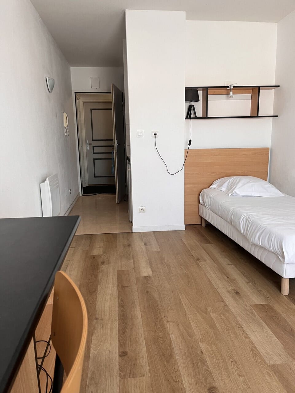 Classic Single Room | Desk, blackout drapes, soundproofing, iron/ironing board