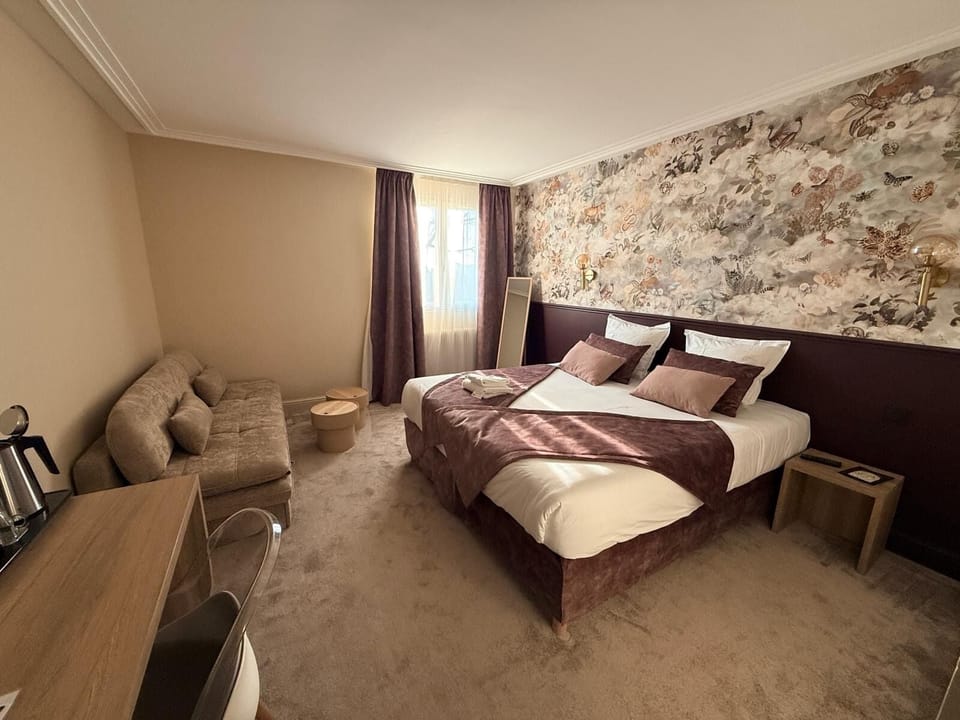 Superior Room | In-room safe, free WiFi, bed sheets