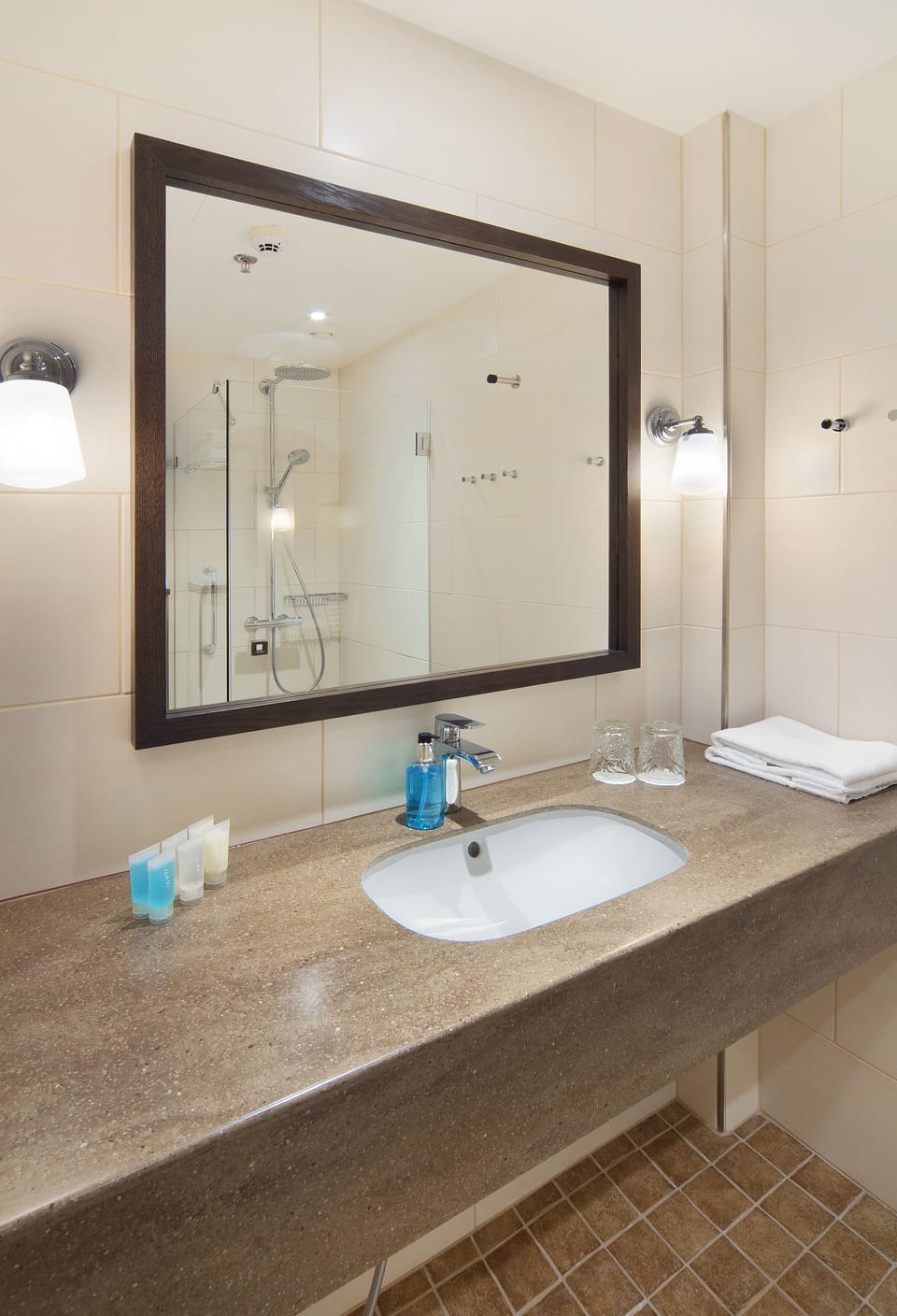 Free toiletries, hair dryer, bidet, towels