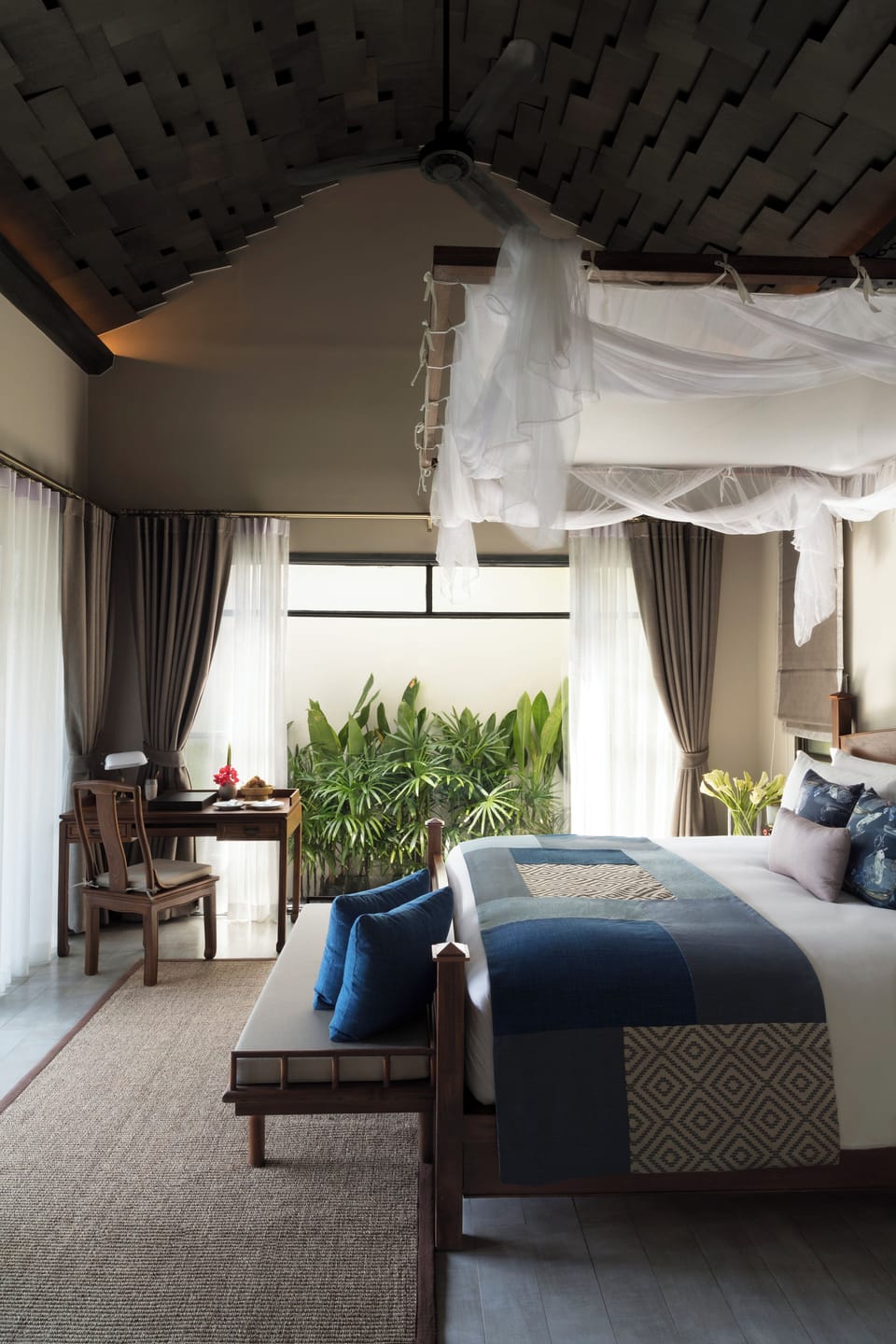 Anantara Pool Access Villa | Premium bedding, minibar, in-room safe, desk