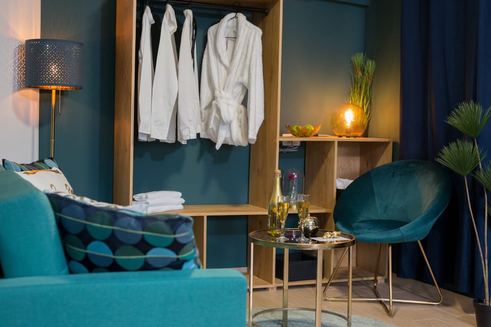Luxury Suite, 1 King Bed with Sofa bed | 1 bedroom, Egyptian cotton sheets, premium bedding, pillowtop beds