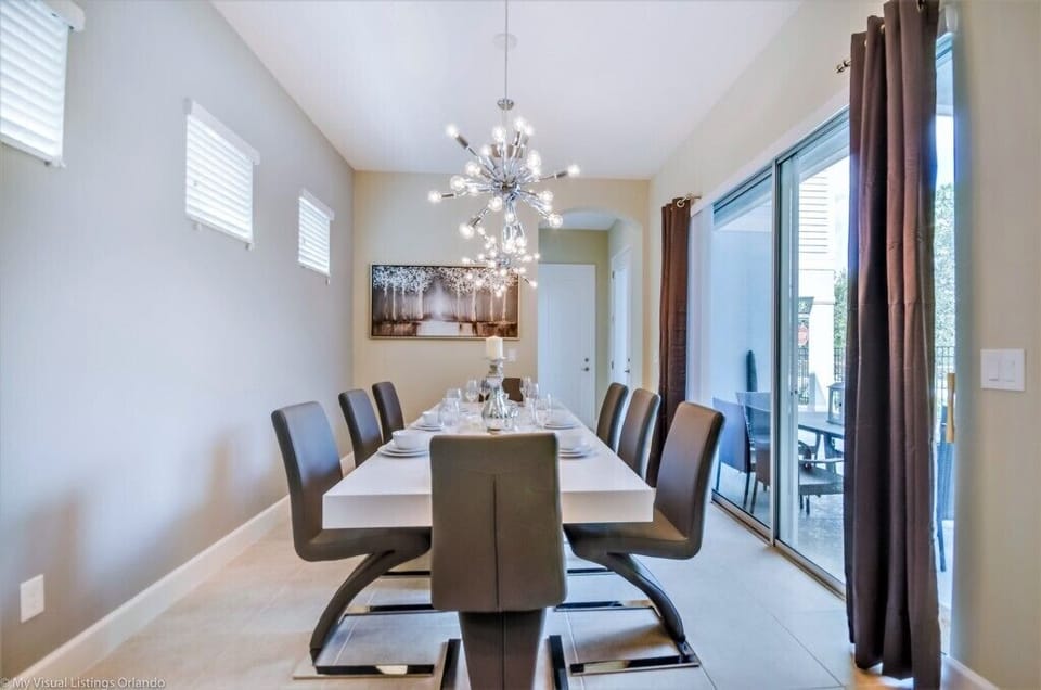 Villa, 5 Bedrooms | Dining