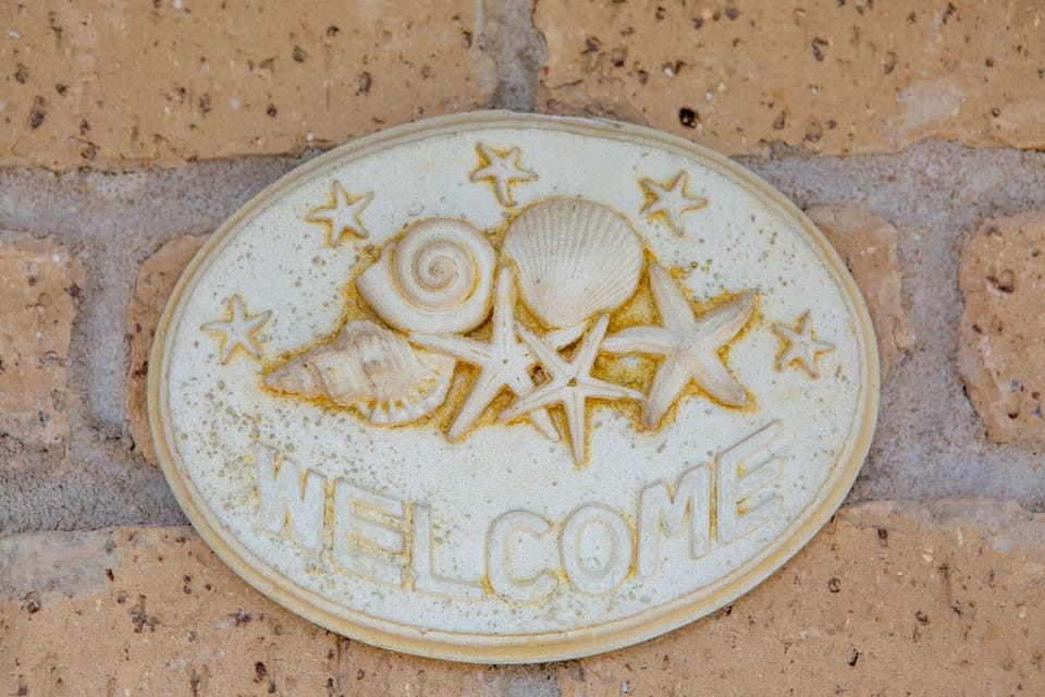 We looking forward to hosting you @Relax! Hosted by Susie & Brenton.