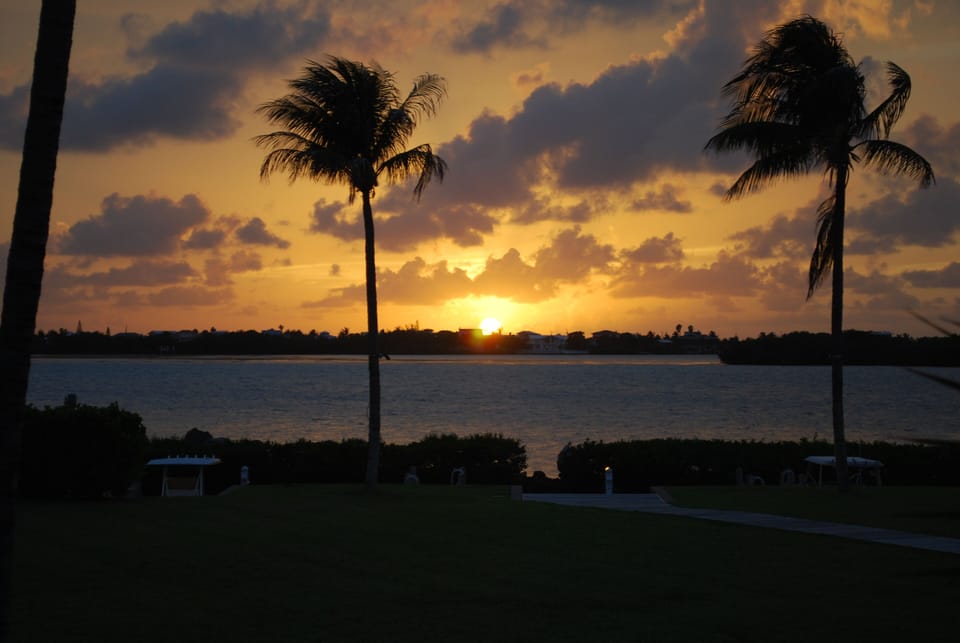 Unforgettable Florida Keys sunsets – Gulf front vacation rental in Marathon