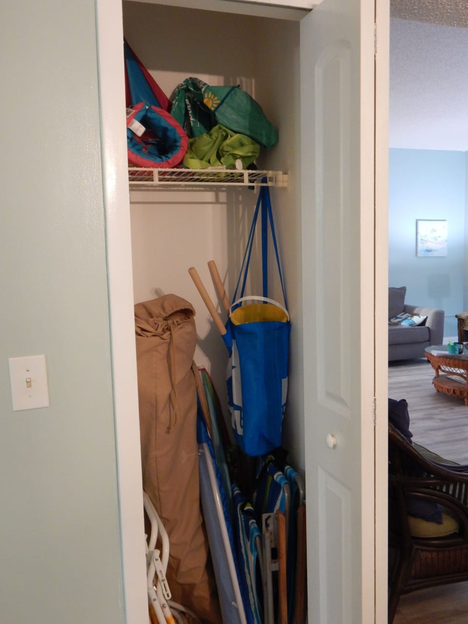 Various beach toys and chairs, (contents subject to change)  