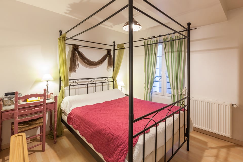 Double Room | Premium bedding, in-room safe, desk, soundproofing