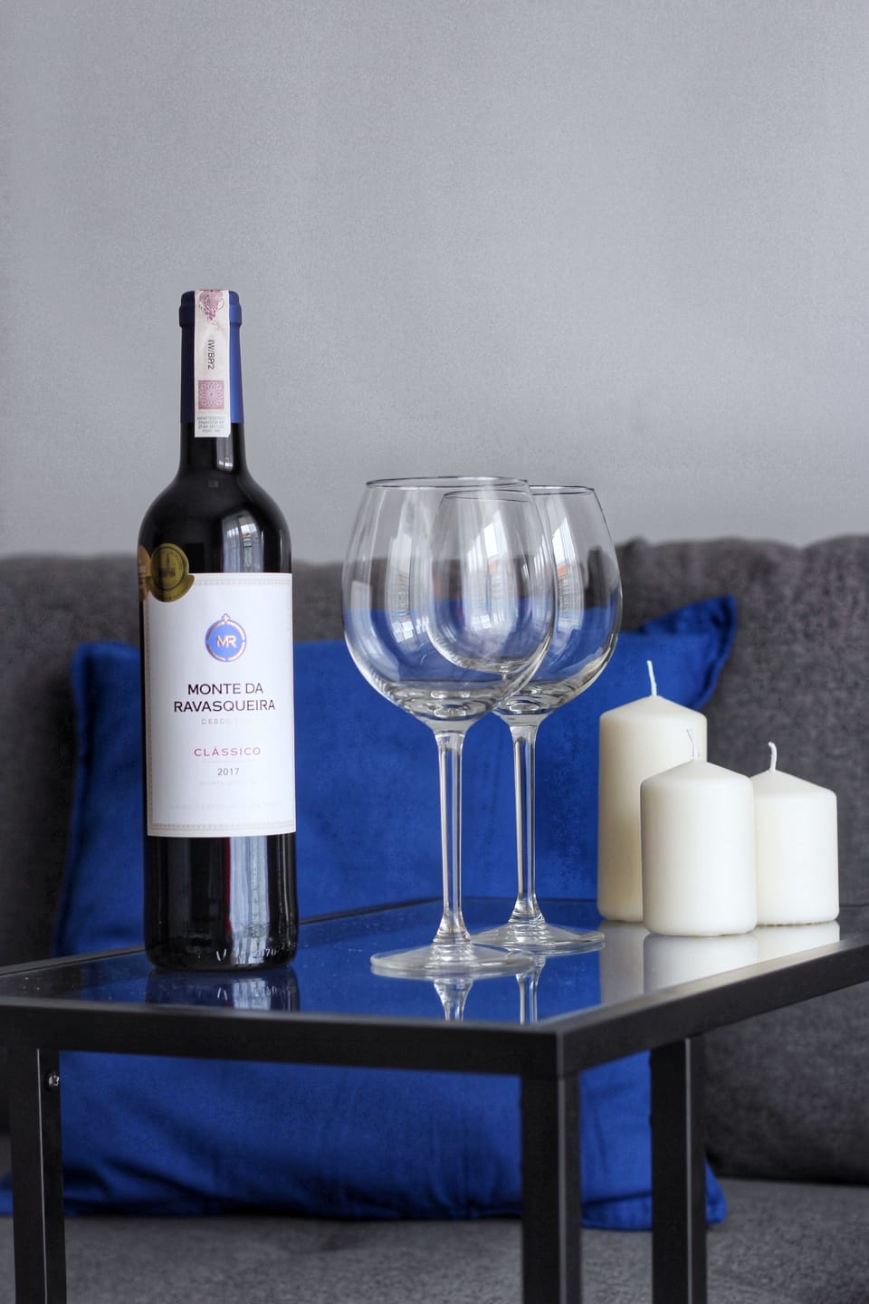 Comfort Apartment | Desk, laptop workspace, iron/ironing board, free WiFi