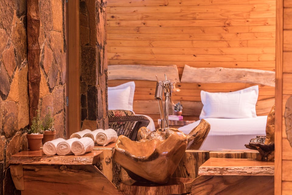 Superior Room, Non Smoking | Down comforters, memory foam beds, minibar, blackout drapes