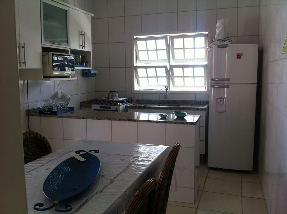 House | Private kitchen | Fridge, microwave, oven, stovetop