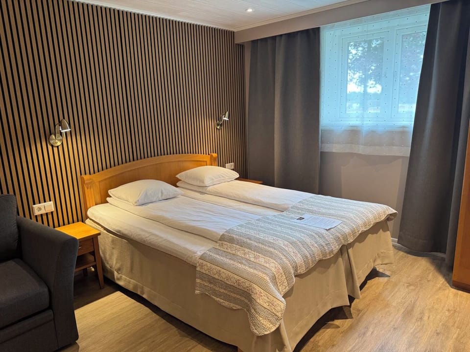 Basic Double Room | Individually decorated, iron/ironing board, free WiFi, bed sheets