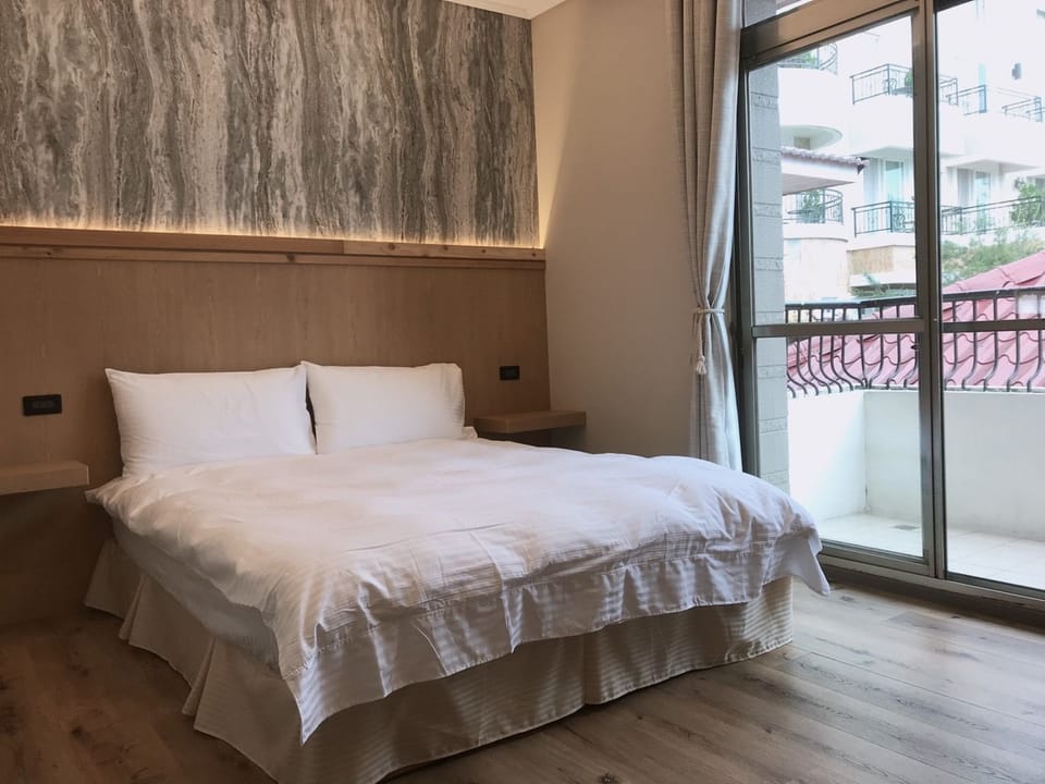 Standard Double Room, 1 Double Bed, Non Smoking | Desk, blackout drapes, free WiFi, bed sheets