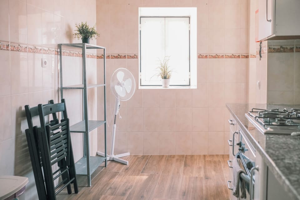Apartment, 2 Bedrooms, City View | Private kitchen | Full-size fridge, microwave, oven, stovetop