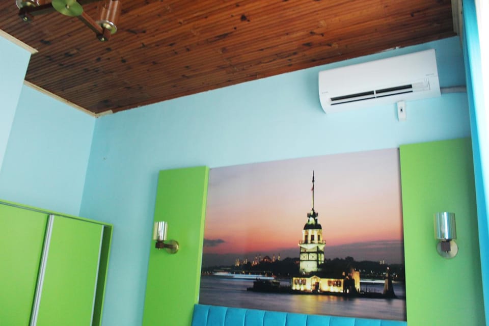 Standard Double Room, 1 Double Bed | Premium bedding, minibar, in-room safe, blackout drapes