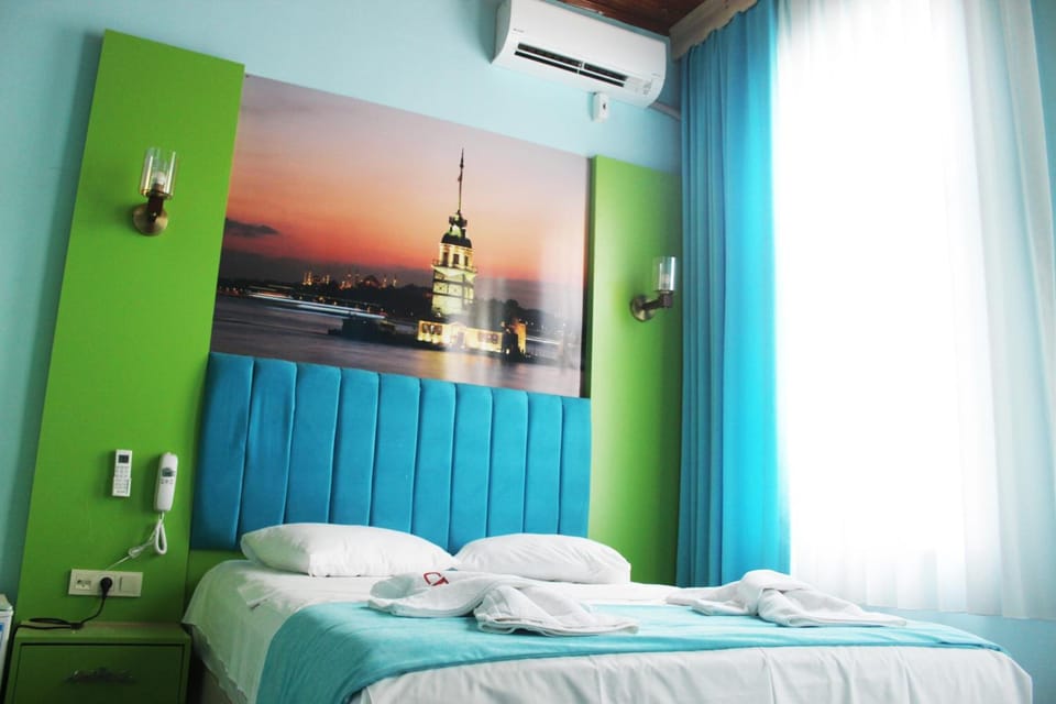 Standard Double Room, 1 Double Bed | Premium bedding, minibar, in-room safe, blackout drapes