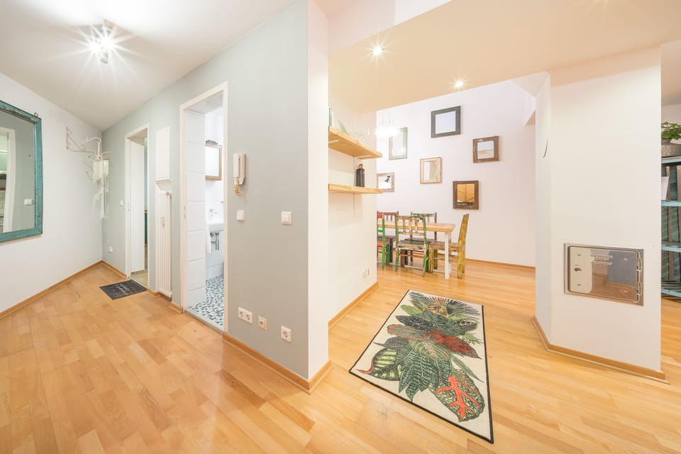3 bedrooms, individually decorated, individually furnished