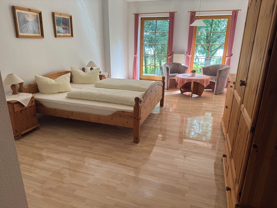 Standard Double Room | Hypo-allergenic bedding, free WiFi, bed sheets