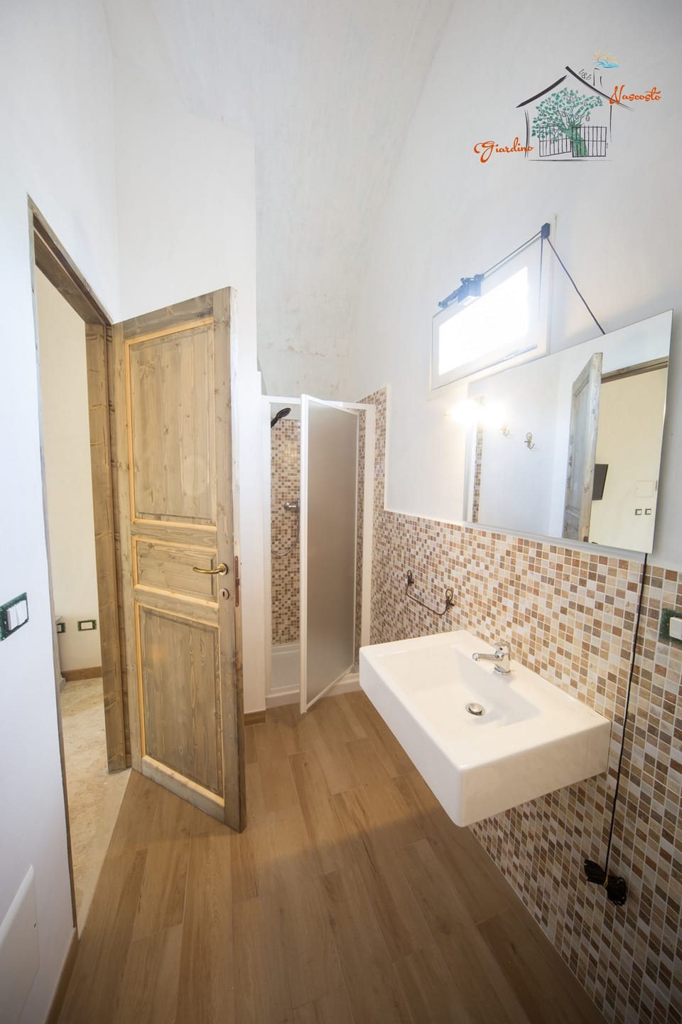 Double Room, Garden View (Granaio) | Bathroom | Shower, rainfall showerhead, free toiletries, hair dryer