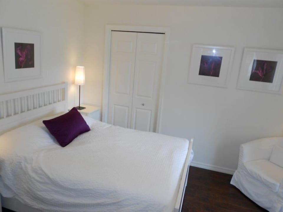 House | 4 bedrooms, iron/ironing board, free WiFi, bed sheets
