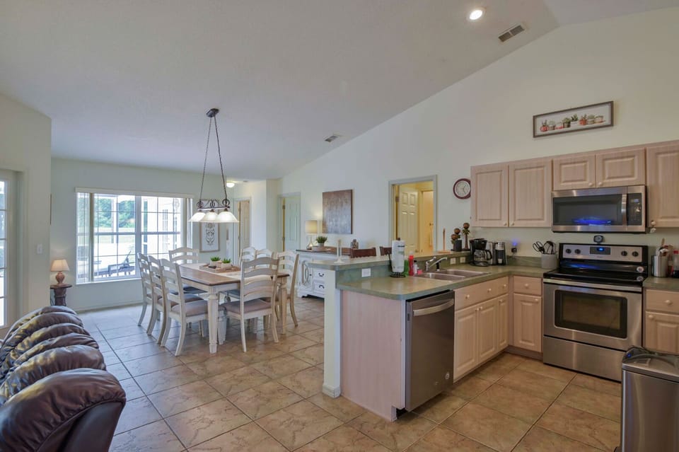 Comfort House | Private kitchen | Fridge, microwave, stovetop, dishwasher
