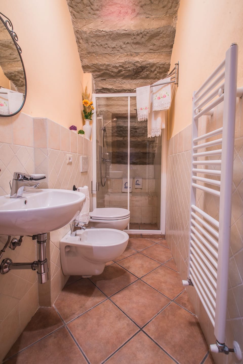 Traditional Room, 2 Bedrooms, Non Smoking, Garden View | Bathroom | Shower, rainfall showerhead, free toiletries, hair dryer