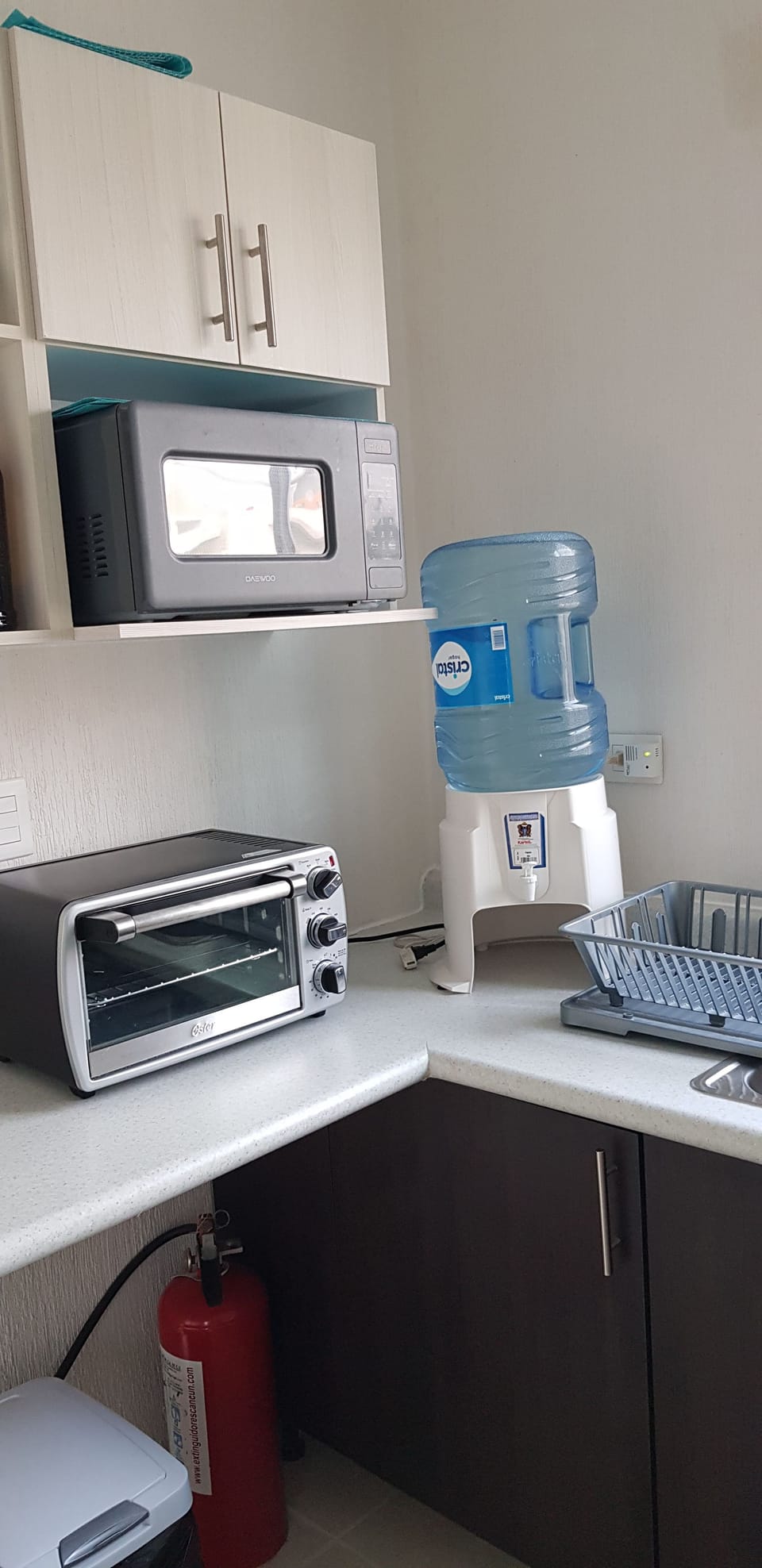 Family Apartment, 3 Bedrooms, Non Smoking | Microwave