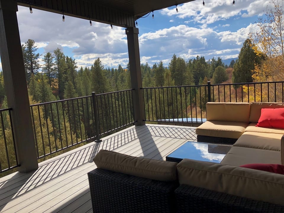 Alternate side of back deck