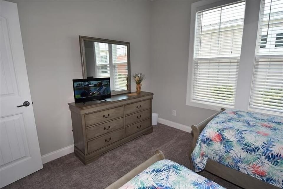 Twin Bedroom TV 