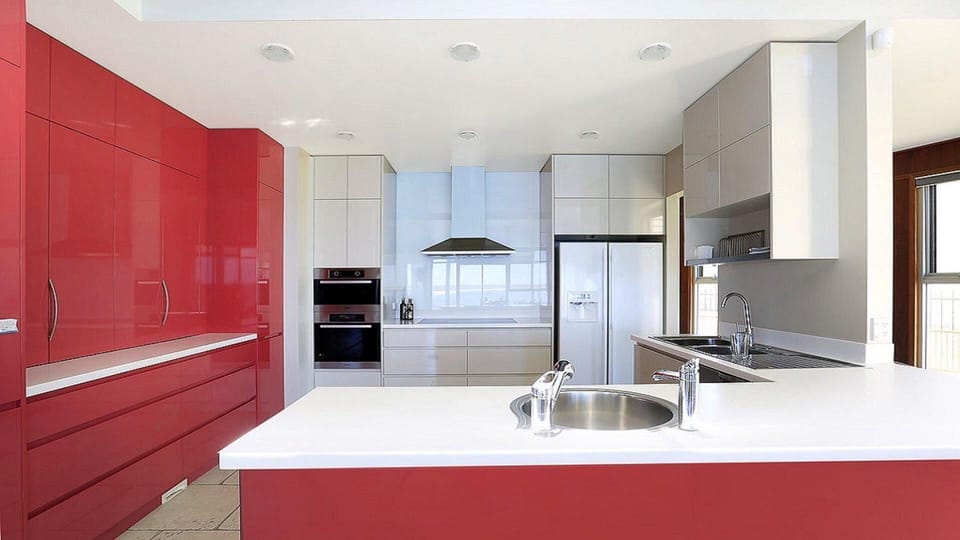 Albatross | Kitchen | Coffee Machine, | Dishwasher, | Microwave | Oven | Refrigerator