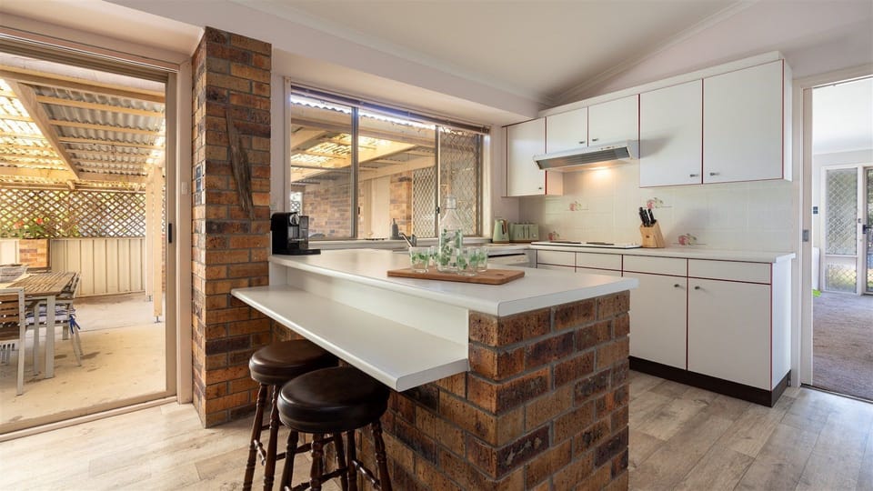 Corner Haven | Kitchen | Dishwasher | Coffee machine | Longer stays possible