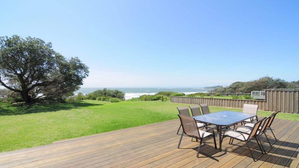 Pacific Views | Direct access to Culburra Beach | Amazing Views | Outdoor Entertaining Deck
