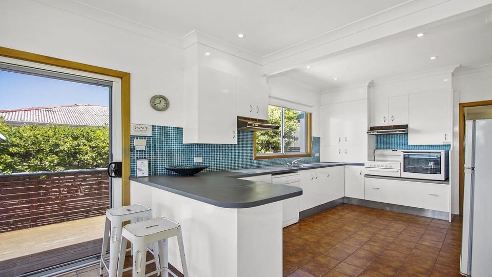 Blue Horizon | Kitchen | Dishwasher | Oven | Microwave