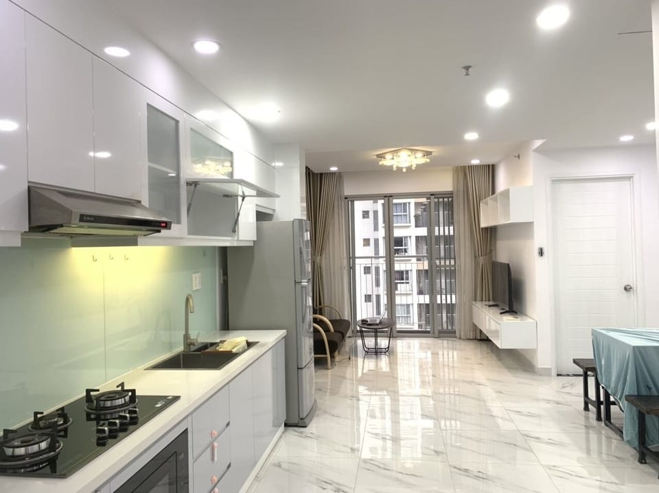 Luxury Apartment, Pool View | Living room | TV