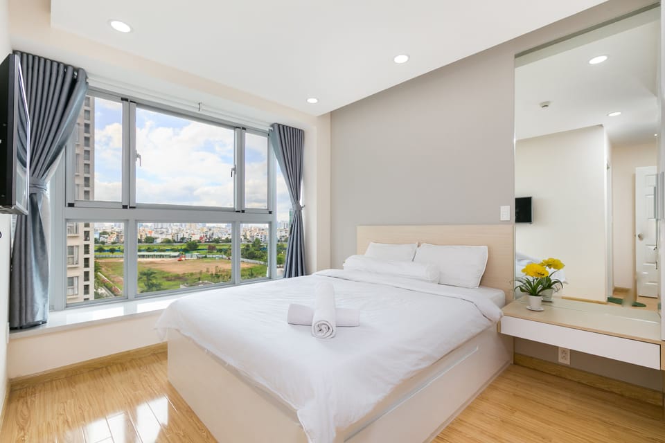 Luxury Apartment, Pool View | Premium bedding, minibar, desk, free WiFi
