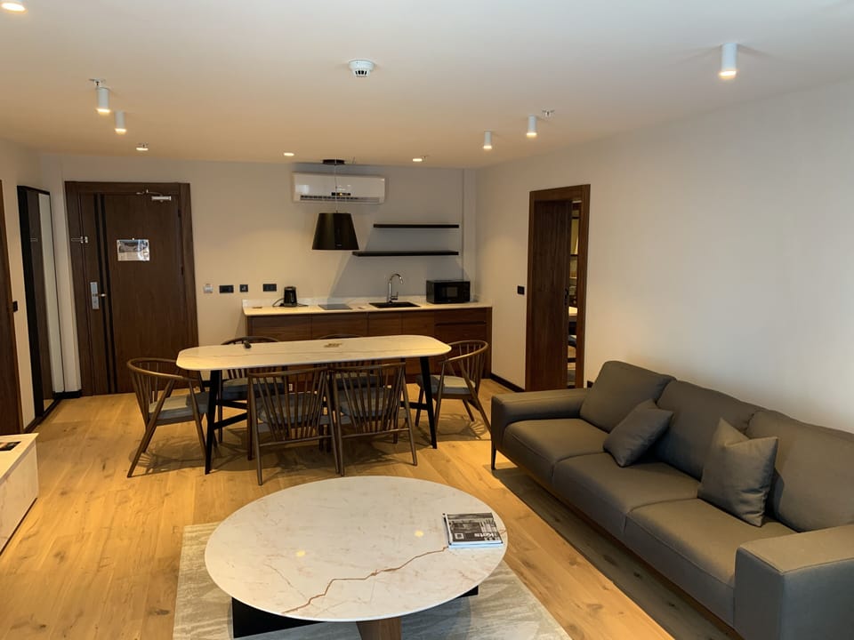 Grand Suite | Private kitchenette | Electric kettle