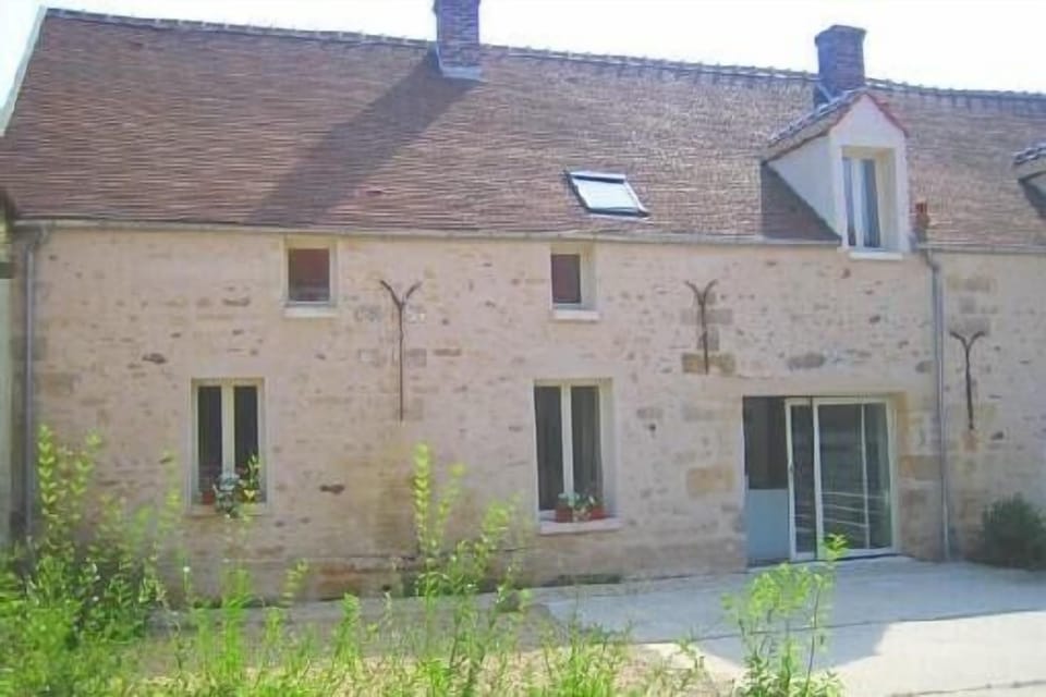 in front of the gite