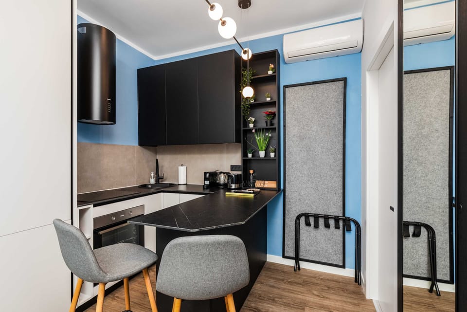 Design Studio | Private kitchen | Full-size fridge, oven, stovetop, dishwasher