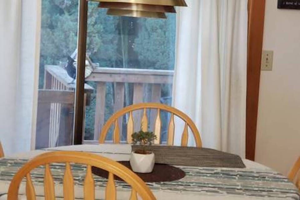 enjoy watching wild birds right from dining/ kitchen /living room area