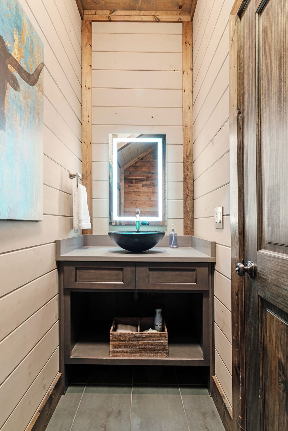 1/2 Bathroom Downstairs