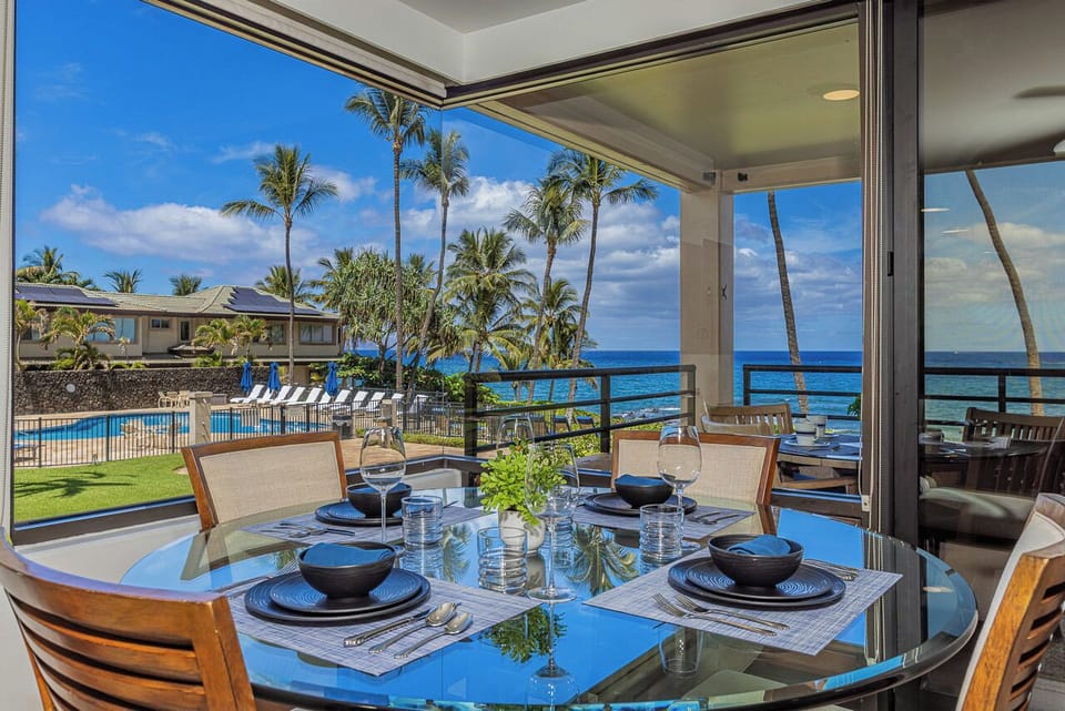 Private Lanai with Ocean Views!